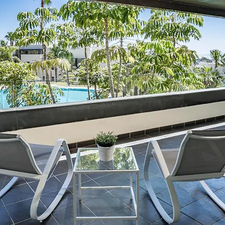 H19 - Hoyo 19 By Roomservices Apartment *