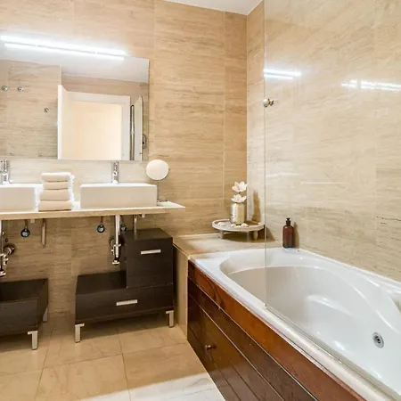 Apartment H19 - Hoyo 19 By Roomservices *