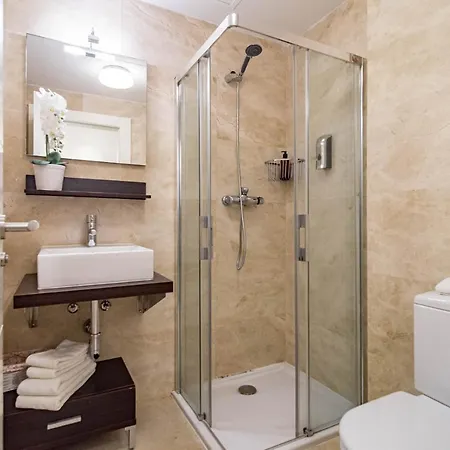 Apartment H19 - Hoyo 19 By Roomservices *